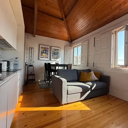 Apartment Galeria 99 - Fontainhas Historic Neighbourhood - Free Parking Porto