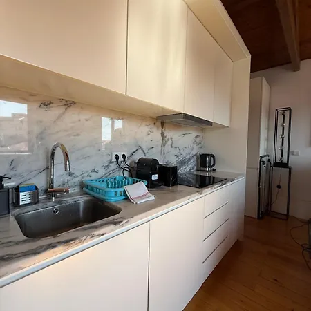 Galeria 99 Apartman *